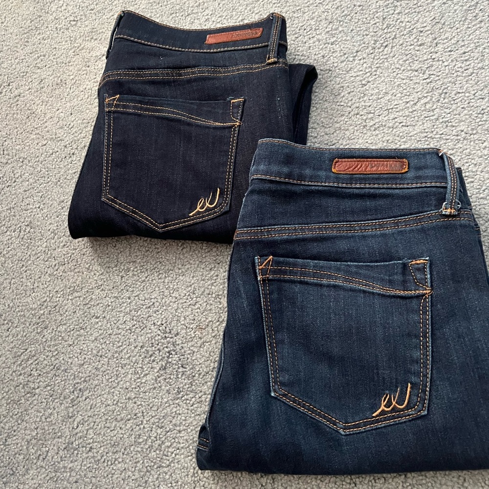 Like new Express midrise skinny jeans (2 pair). Medium rinse and dark rinse